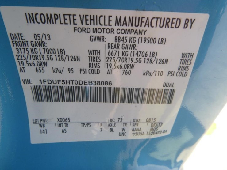 2013-ford-f550-image-34