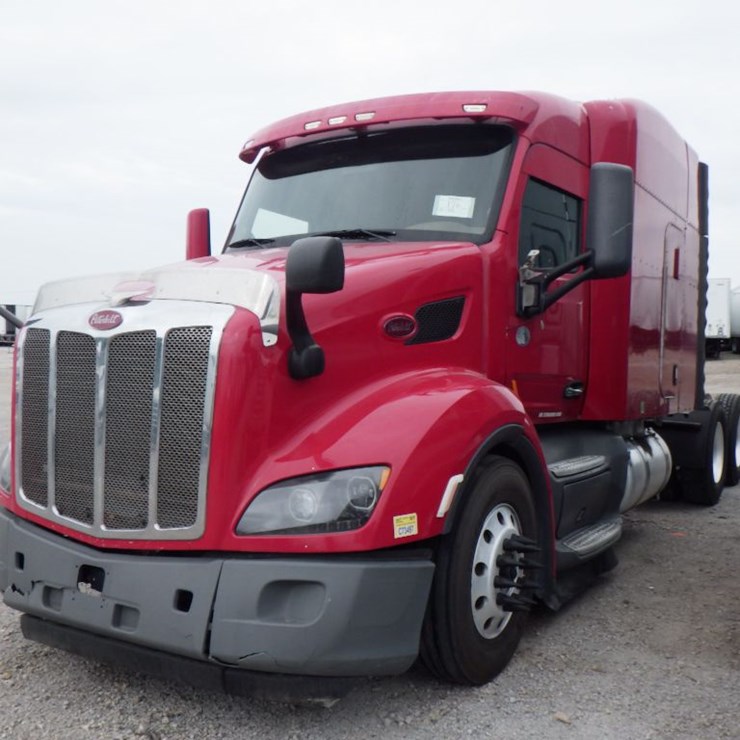 2016 PETERBILT 579