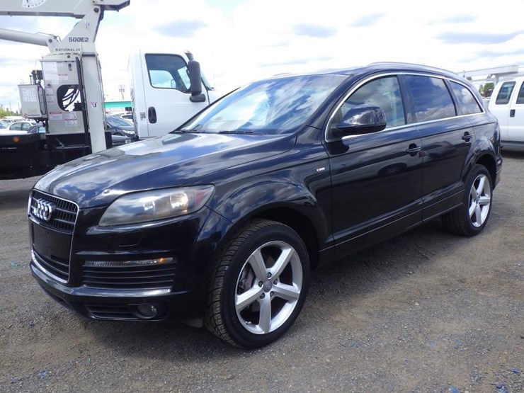 2009-audi-q7-image-1