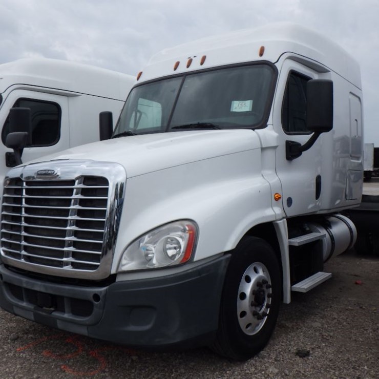 2018 FREIGHTLINER CASCADIA 125