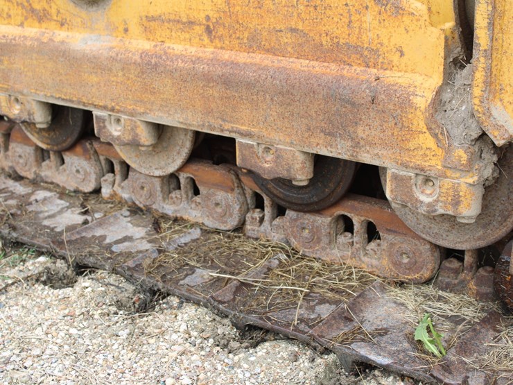 caterpillar-d6n-image-6