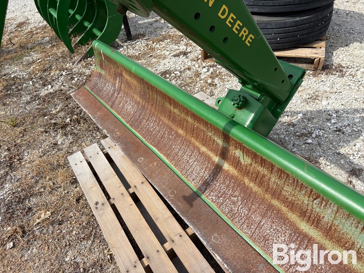 john-deere-115-image-12