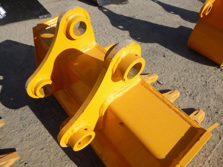 caterpillar-303-image-5