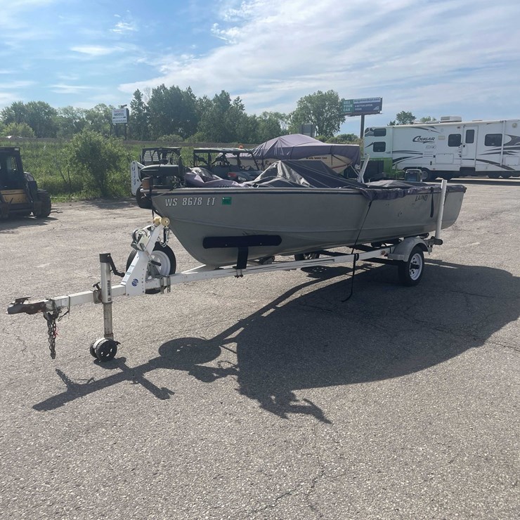 #1509 • 1988 Lund 16' Fishing Boat (OF) (Title in Delay)