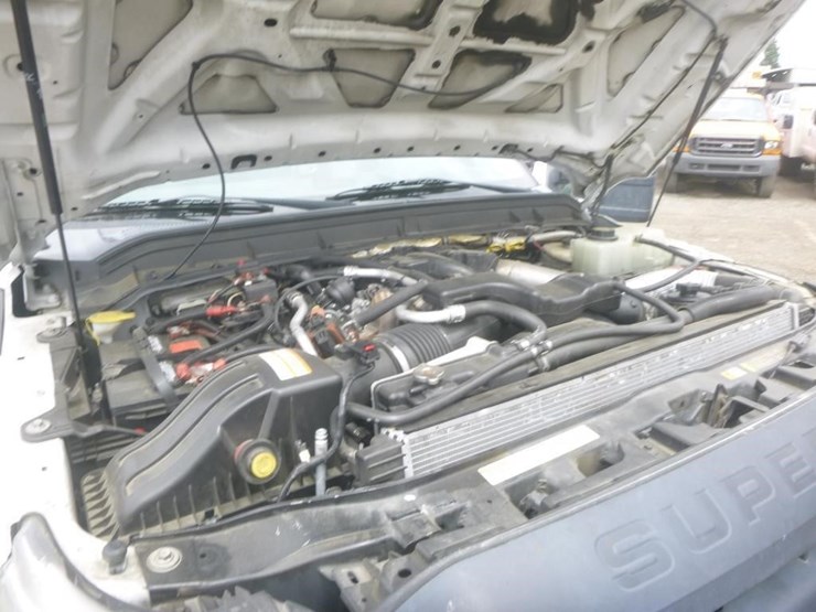 2012-ford-f550-image-25