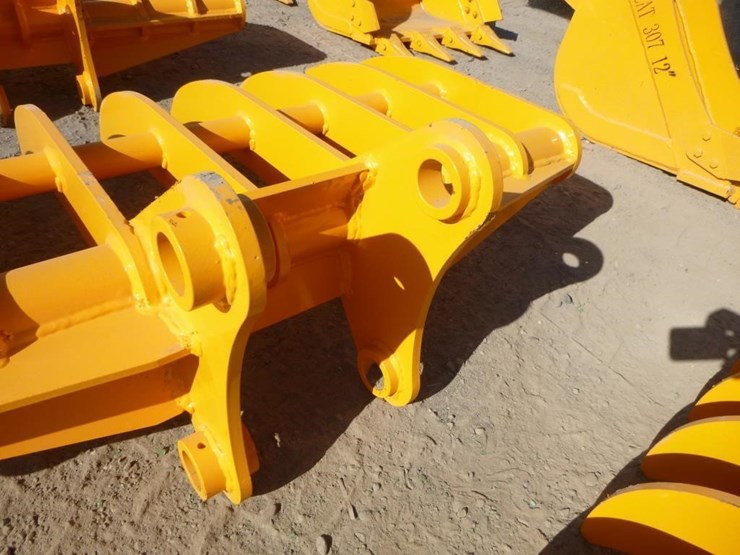 caterpillar-307-image-5