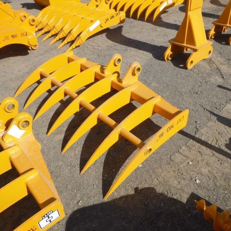 CATERPILLAR 303