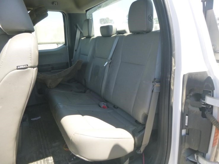 2017-ford-f350-image-13