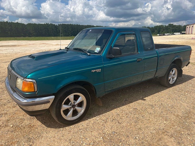1997-ford-ranger-xlt-image-1