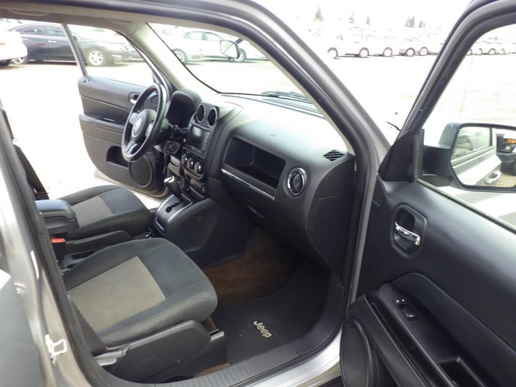 2014-jeep-patriot-image-6
