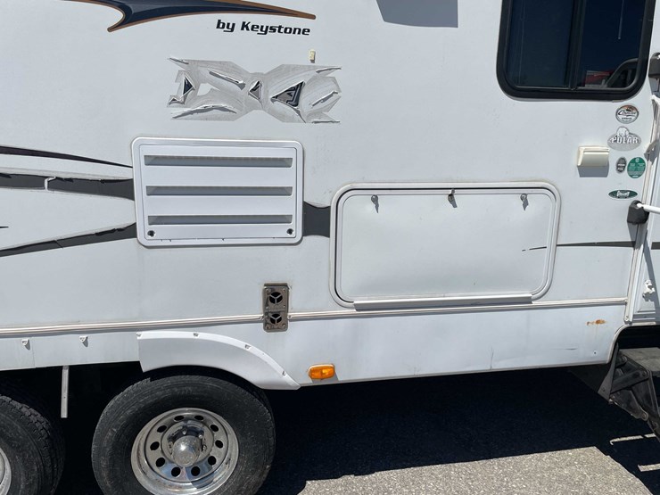 #1515-•-2008-keystone-travel-trailer-(wi-title)-(of)-image-33