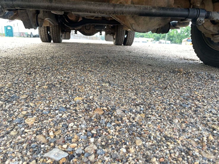 2014-ford-f550-image-26