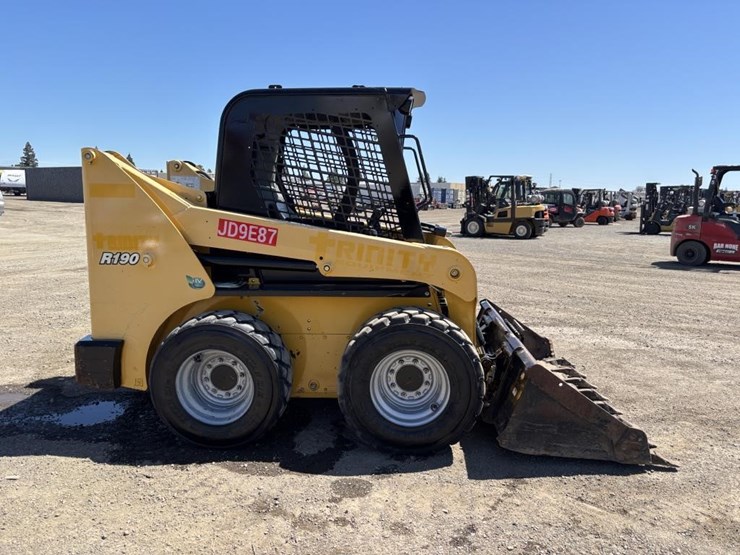 2019-gehl-r190-image-7