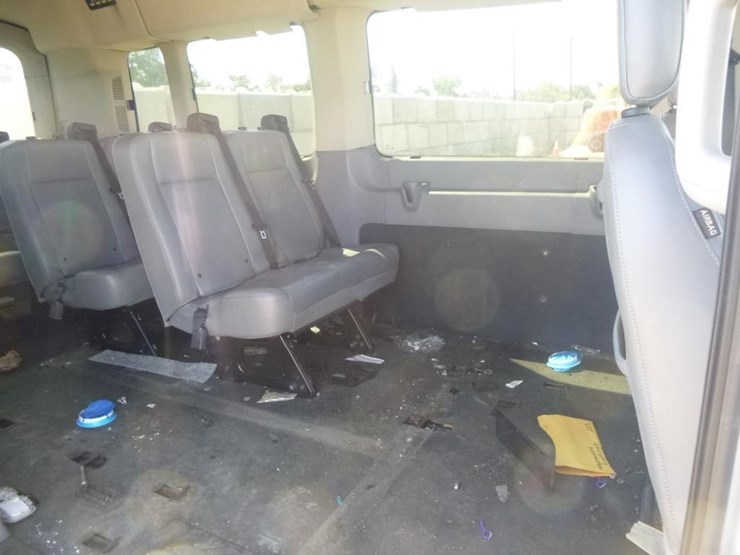 2019-ford-transit-image-16