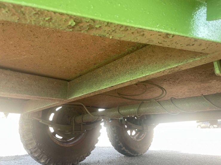 #1504-•-475-gallon-tanker-utility-trailer-(of)-image-15