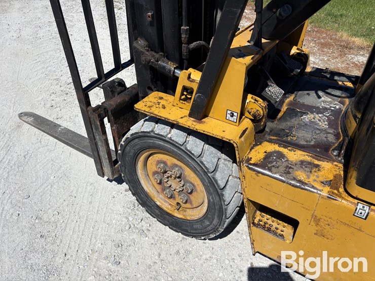 caterpillar-v40e-image-15