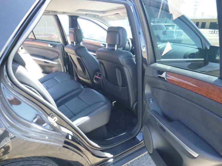 2009-mercedes-benz-ml350-image-8