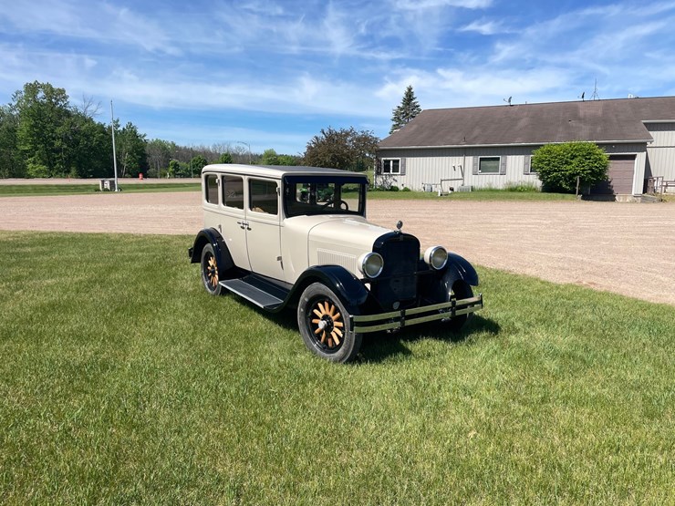 #1500-•-1928-dodge-brothers-4-door-sedan-(marion,-wi)-image-4