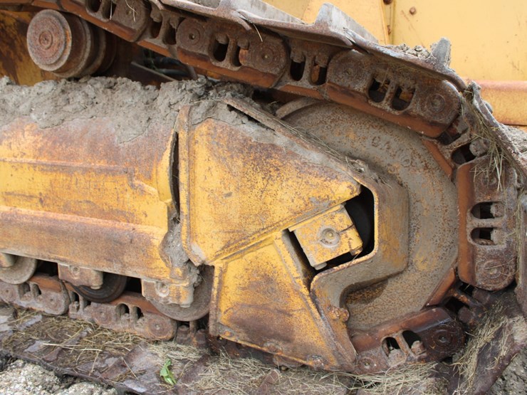 caterpillar-d6n-image-5