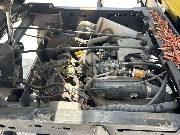 john-deere-gator-image-9