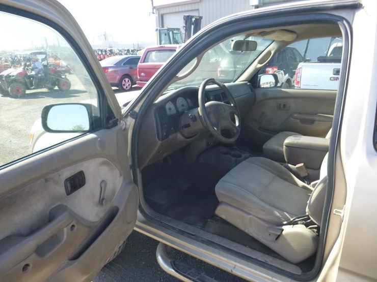 2003-toyota-tacoma-image-5