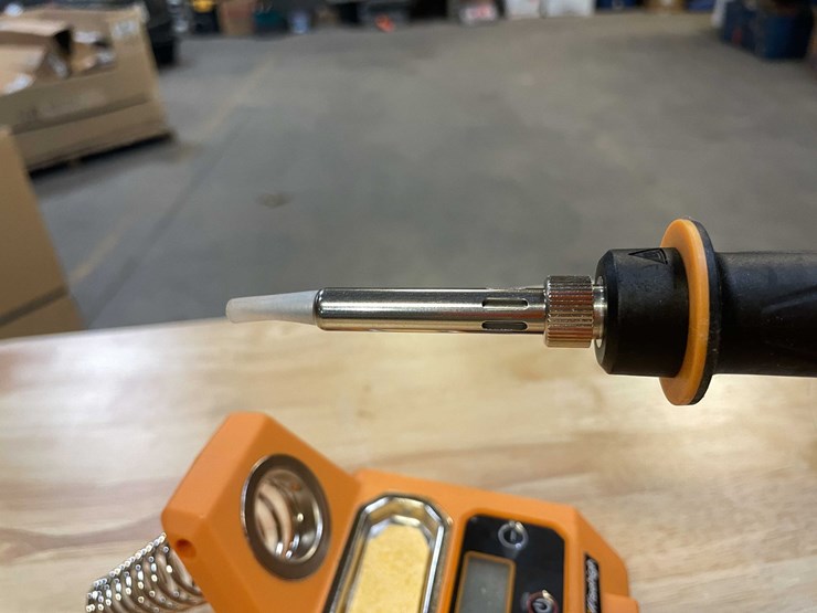 #2702-•-dewalt-20-v-compatible-soldering-gun-(pr12)-image-4