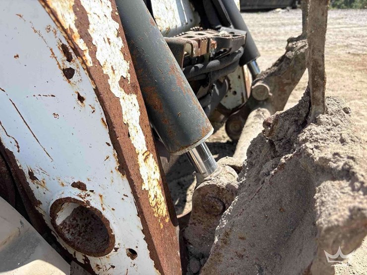 2014-bobcat-t590-image-10