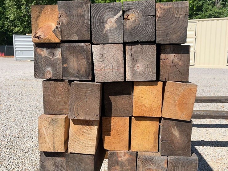 (25)-4"-x-5"-x-142"-reclaimed-fir-image-2