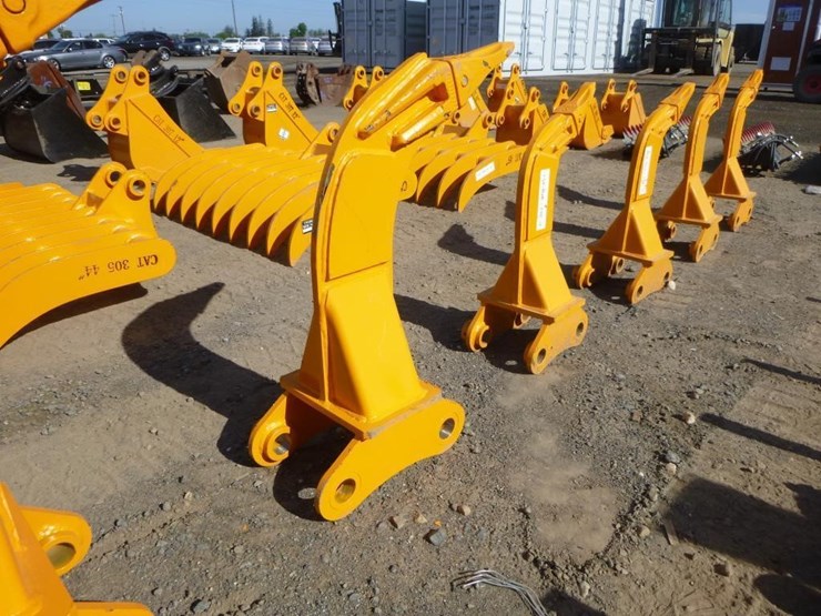 caterpillar-305-image-3