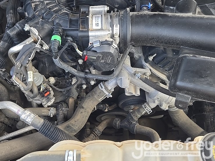 2021-ford-f150-xlt-image-24