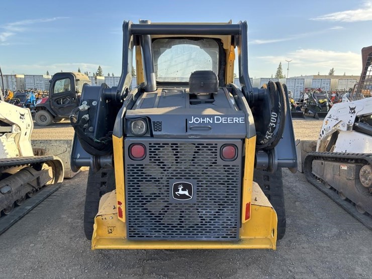 2018-deere-323e-image-8