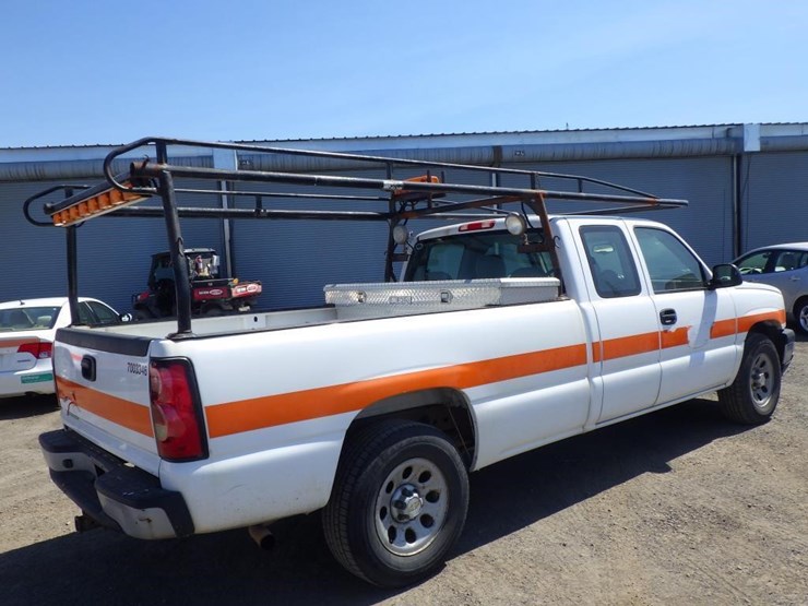 2007-chevrolet-1500-image-3
