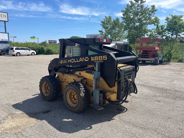 #1512-•-new-holland-skid-steer-(of)-image-7