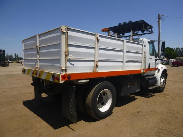2006-international-durastar-4300-image-4