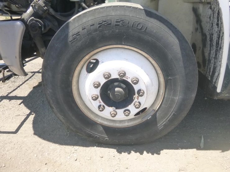 2009-international-durastar-4400-image-30
