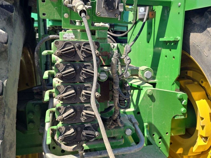 2009-john-deere-9330-image-18
