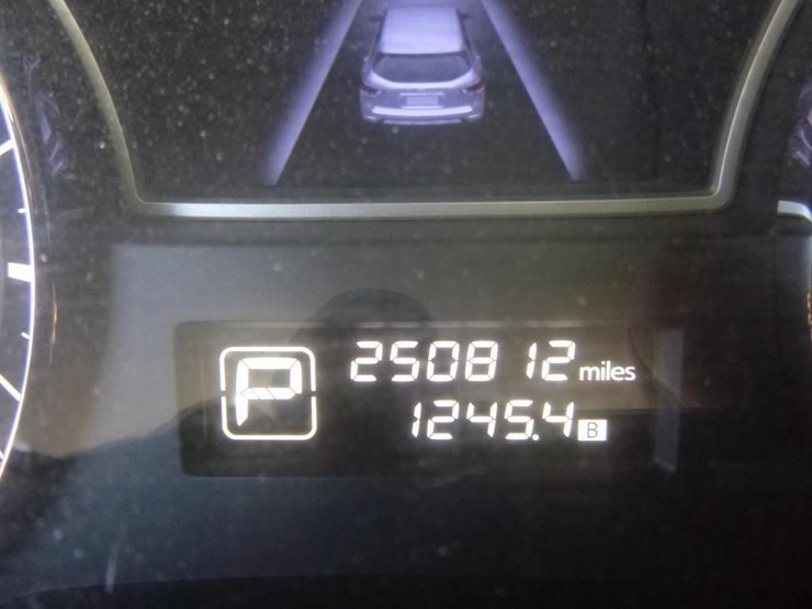 2015-nissan-pathfinder-image-16