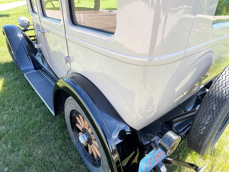 #1500-•-1928-dodge-brothers-4-door-sedan-(marion,-wi)-image-40