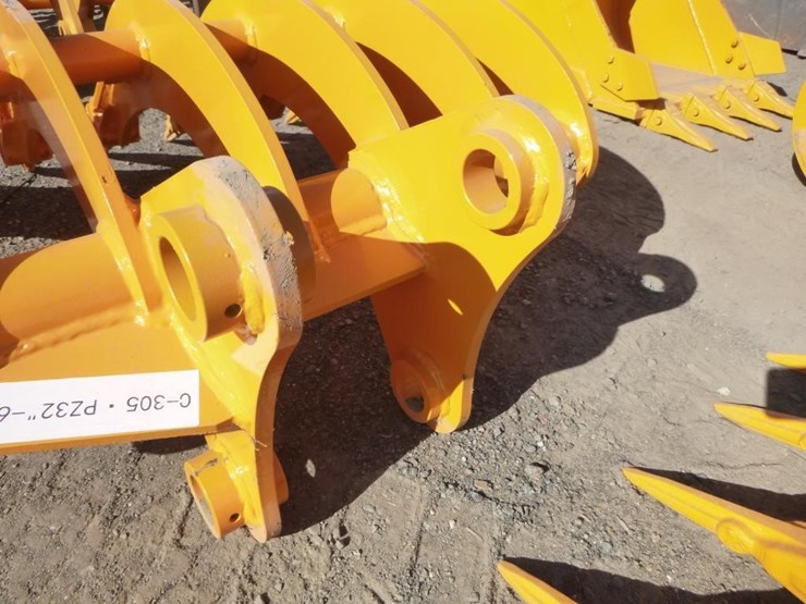 caterpillar-305-image-5
