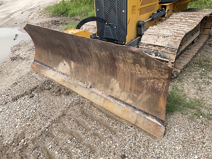 2021-deere-450k-image-8