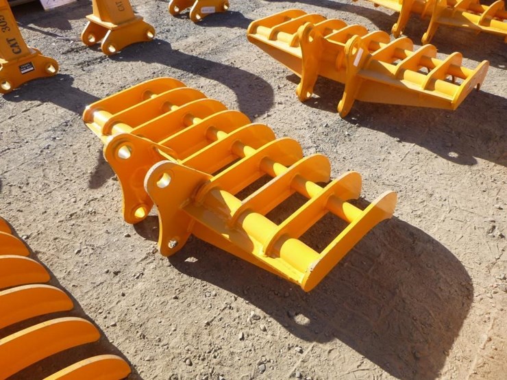 caterpillar-305-image-3