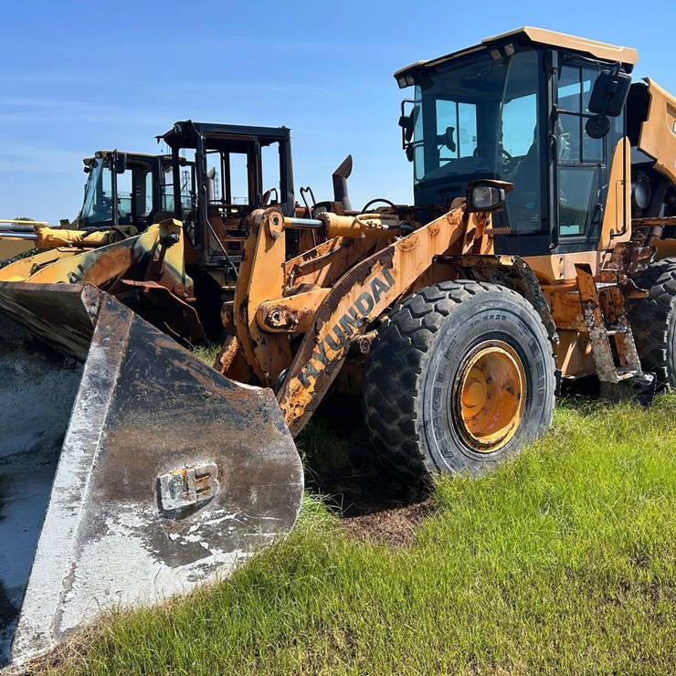 HYUNDAI HL940