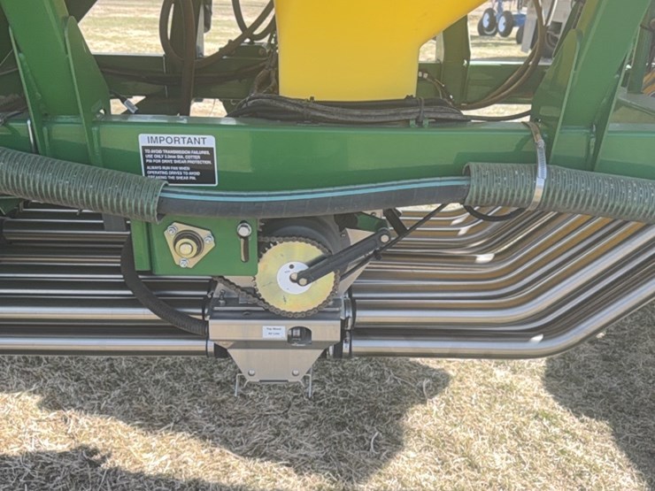 2000-john-deere-1910-image-142