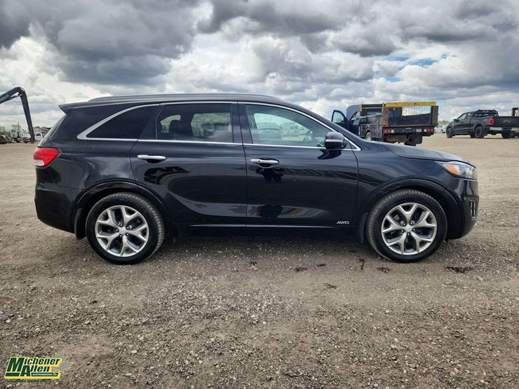 2017-kia-sorento-image-8