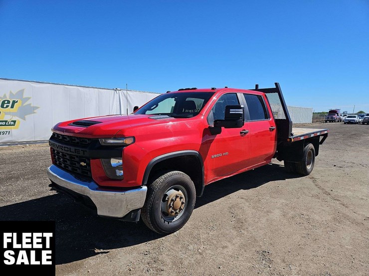 2020-chevrolet-silverado-3500hd-image-1