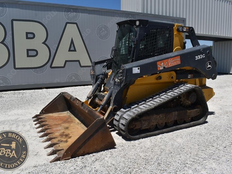 2018-deere-333g-image-2
