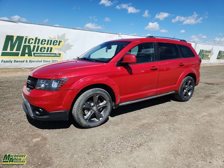 2015-dodge-journey-image-1
