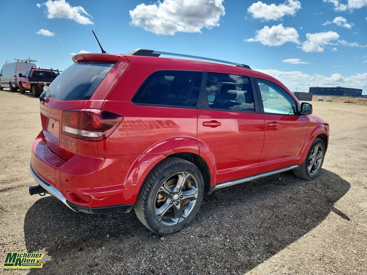 2015-dodge-journey-image-4