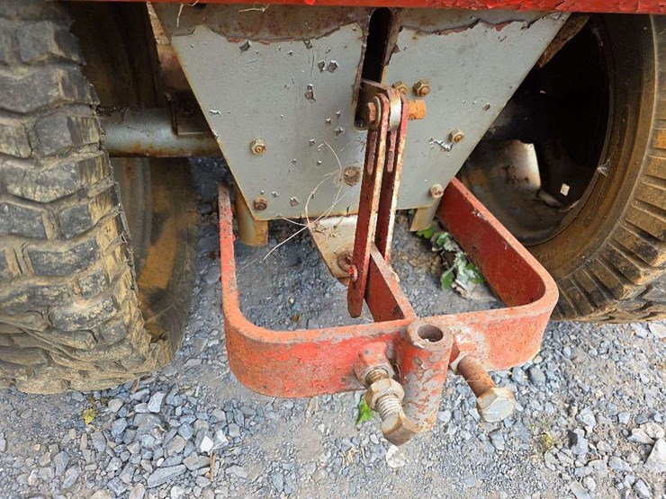 1973-massey-ferguson-12-image-12