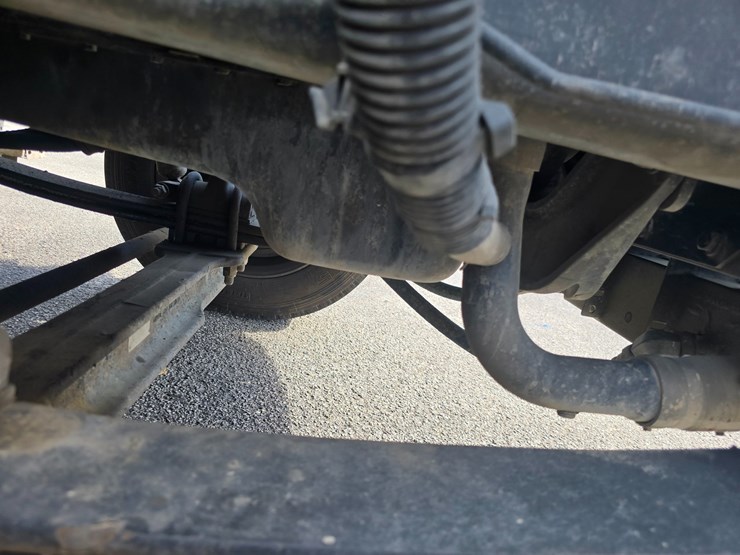 2022-peterbilt-337-image-55